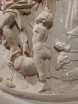 Petit satyre au côté de Silène.