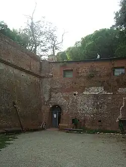 L'intérieur du bastion