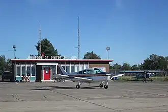 L'aéroport de Rivière-du-Loup en août 2013.