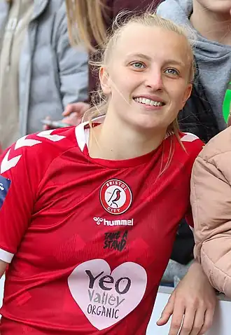 Image illustrative de l’article Aggie Beever-Jones