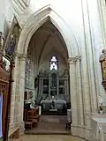 Arcade vers la chapelle.