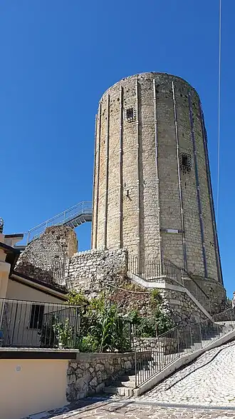 Image illustrative de l’article Tour d'Aielli