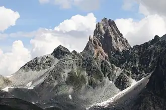 Vue depuis le refuge de Presset au sud-ouest de l'aiguille de la Nova.