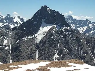 L'aiguille du plat de la Selle depuis les Deux Alpes.
