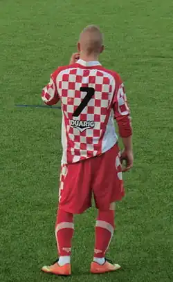 Joueur de l'équipe du FC Lyon en août 2013.