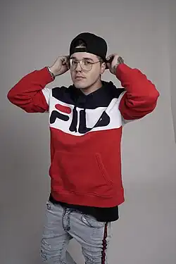 Description de cette image, également commentée ci-après