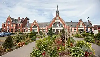 Albert :style néo-flamand.