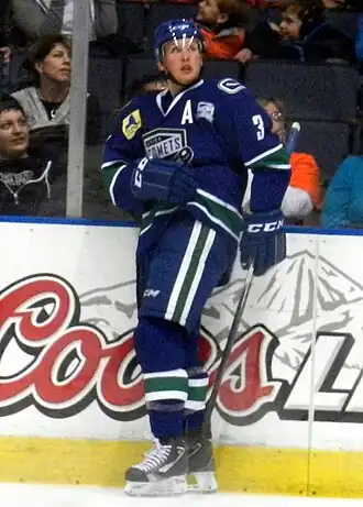 Description de l'image Alex Biega Comets.jpg.