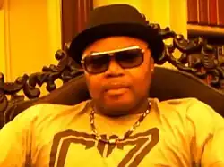 Description de cette image, également commentée ci-après