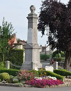 Monument aux morts d'Allouagne.