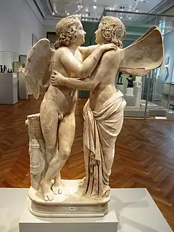 Amour et Psyché. Copie romaine, vers 150, d'après un original grec du Ier&nbsp;siècle avant notre ère