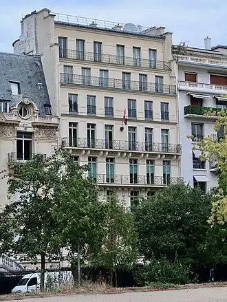 Vue de la mission diplomatique