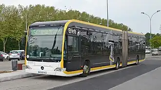 Bus de la ligne n4 (ligne assurée par des Citaro, avec une livrée Nemo), à l'arrêt Longueau SNCF.