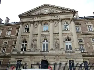 Palais de justice d'Amiens : façade est, corps central (cour d'appel)