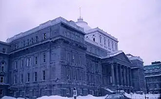 L'ancien Palais de justice de Montréal, aujourd'hui l'Édifice Lucien-Saulnier.