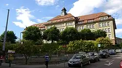 Description de cette image, également commentée ci-après