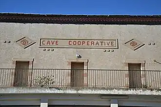 Ancienne cave coopérative.