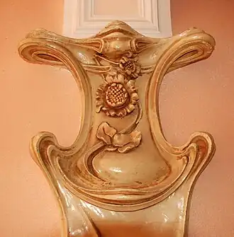 Couronnement de pilastre.