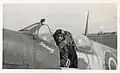 André Gibert dans un Spitfire.