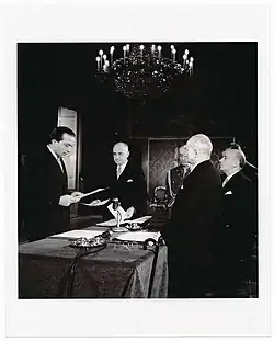 Description de l'image Andreotti Fanfani Einaudi 1954.jpg.