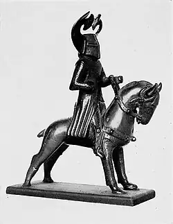 Knight on horseback. XIIIe&nbsp;siècle. Bronze