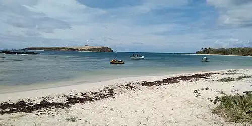 Vue sur l'Ilet Cabrits.