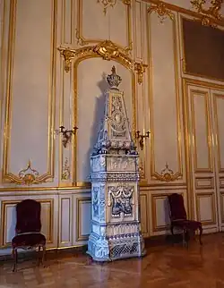 Poêle en faïence Acker (vers 1771).