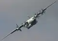 L'An-22A du bureau Antonov, survolant l'aéroport de Hostomel (UKKM).