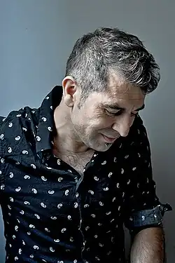 Description de l'image Antony Hickling 21 May 2024.jpg.