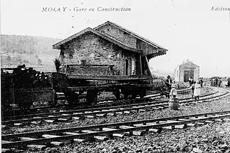 Août 1910, construction de la gare de Molay (terminus de la ligne Vesoul-Molay).