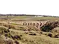 Aqueduc sur l'oued Kharroubat Mchennga au sud de Bir Halima.