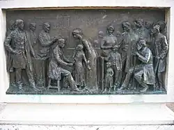 Séance de vaccination par Pasteur (détail bas-relief statue précédente)