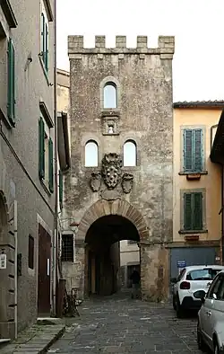 Porta di Castillo.