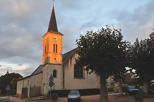 Église Saint-Pierre.