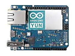 Description de l'image ArduinoYun.jpg.