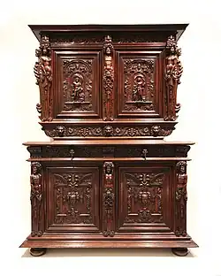 Armoire à deux corps aux divinités - Deuxième moitié du XVIe&nbsp;siècle.