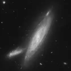 Arp 280 par le télescope spatial Hubble.