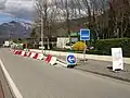Un arrêt de bus en cours d’aménagement pour les PMR.