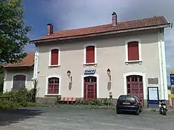 Ancien bâtiment voyageurs