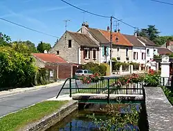 Asnières-sur-Oise (95), hameau de Baillon, rue des Marais.
