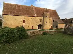 Photographie d'un manoir ancien.