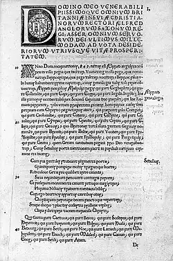 Une page imprimée avec des caractères archaïques et des lettrines en noir et blanc