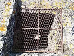 Assommoir du donjon (vu depuis le sommet de la tour).