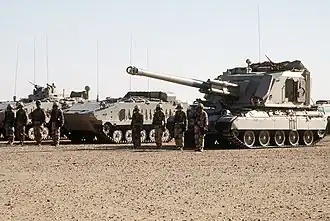 AMX AuF1 et AMX-10 P de la 20e&nbsp;brigade mécanisée de la force terrestre du royaume Saoudien.