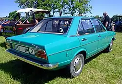 Audi 80 en version quatre portes