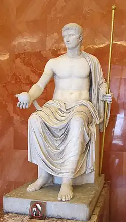 Auguste représenté à la manière du Zeus/Jupiter olympien. Musée de l'Ermitage.