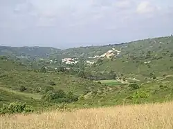 Le hameau du Mas-d'Arnaud, principale localité de la commune d'Aumelas.