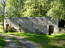 Façade du lavoir.