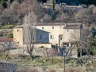 Aurel, maison provençale traditionnelle.