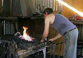 Forge artisanale en Australie (XXe&nbsp;siècle).